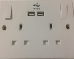 Powermaster 2 Way Switched Socket